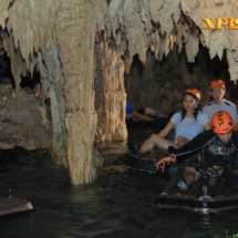 Xplor, Una aventura subterranea / An underground adventure