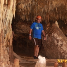 Xplor, Una aventura subterranea / An underground adventure